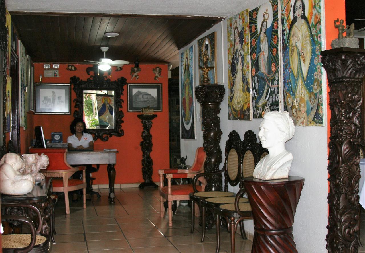 La Posada Del Arcangel Managua Exterior photo